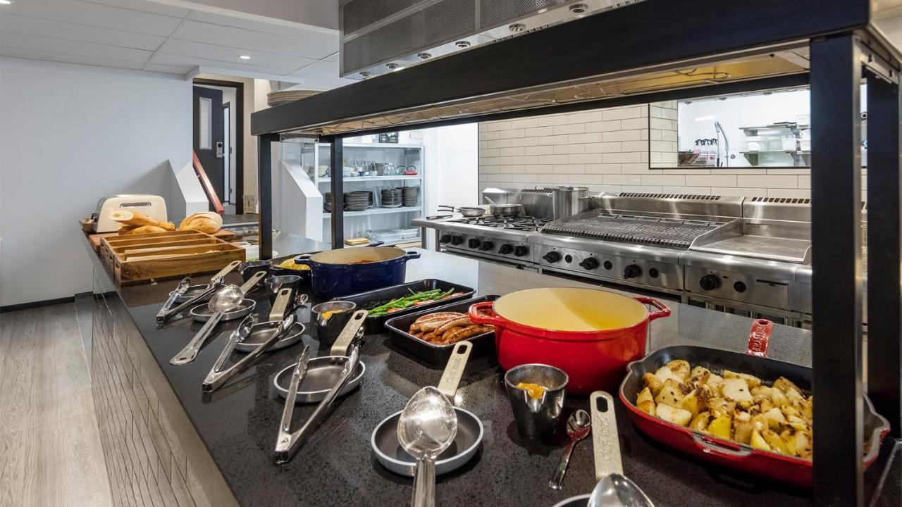 Hotel Room @ 89 Courtenay Place ويلينغتون المظهر الخارجي الصورة